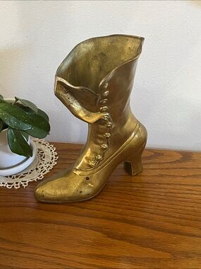 BrassVintage-Women's brass High Heel Boot vase